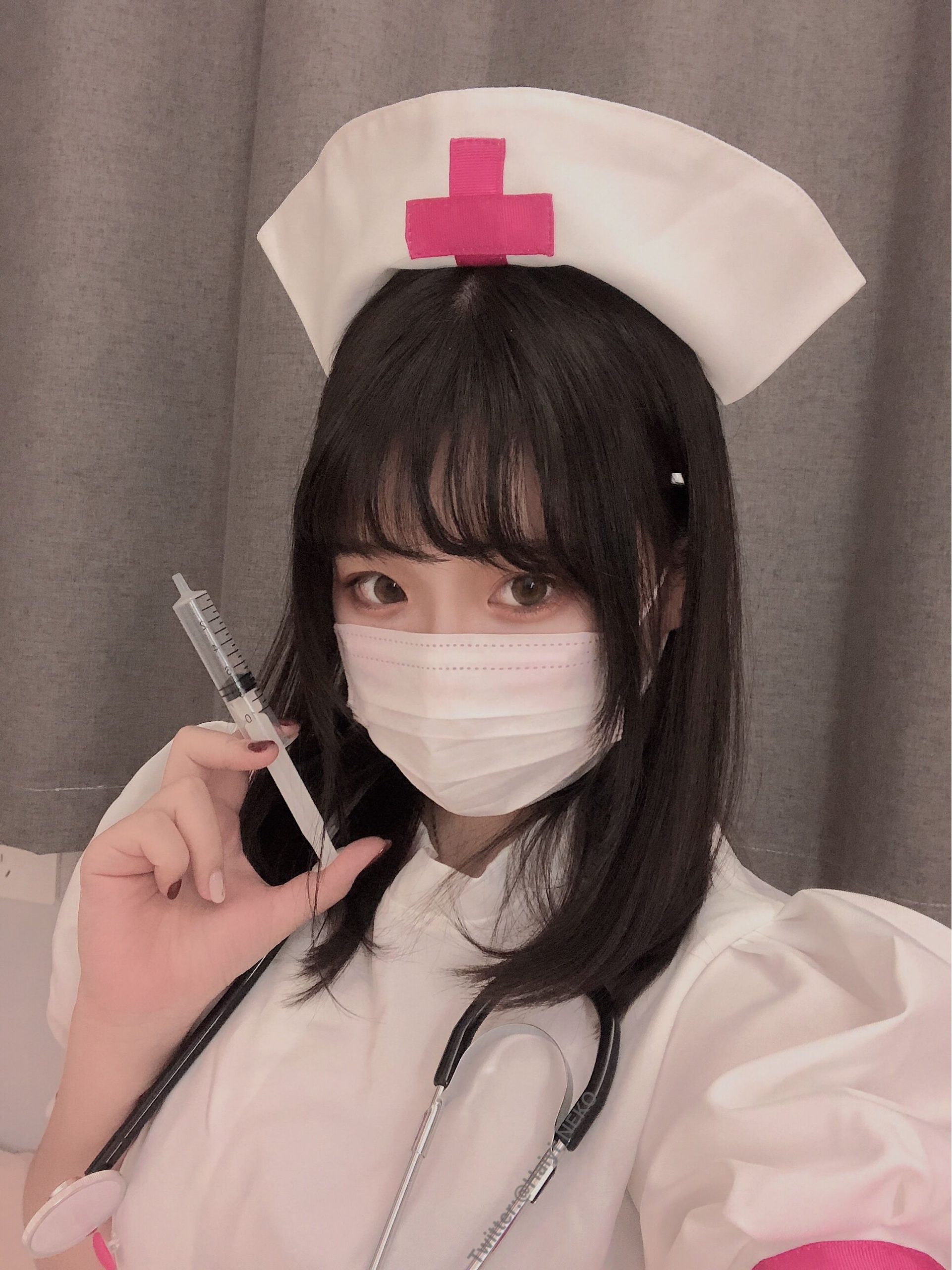 是一只废喵了(nyanya)(haiyi_neko) 23套合集下载-[3.14G][10积分]