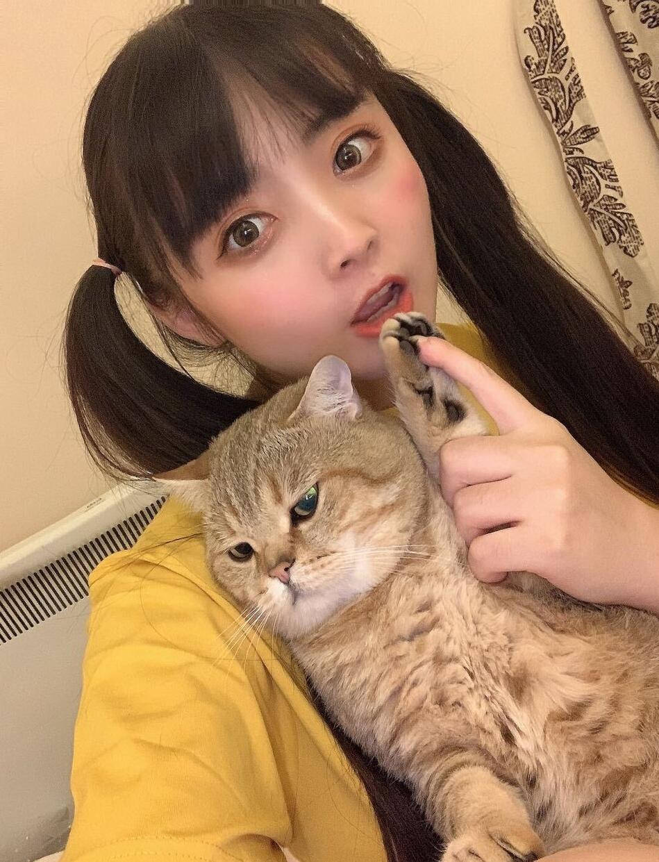 一只云烧18套合集[2163张图+278个视频6.11G][15积分]