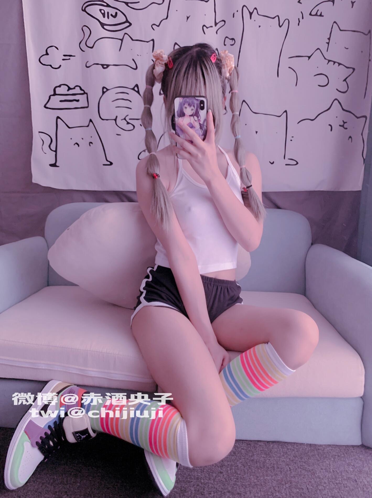 赤酒央子23套合集[1382张图+3个视频2.13G][10积分]