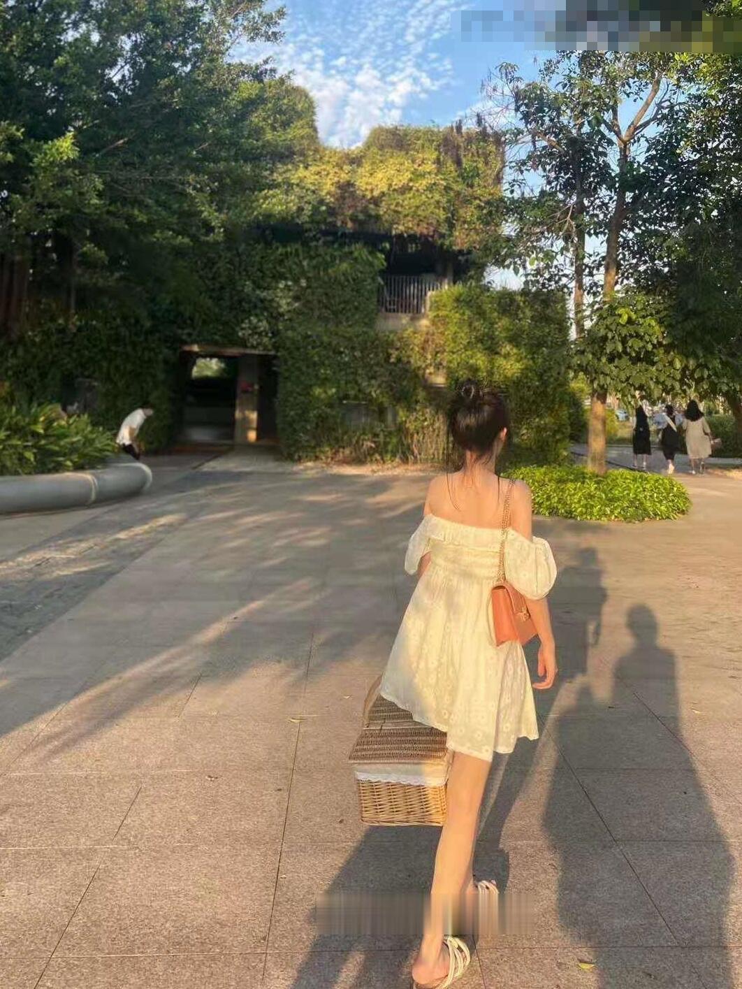 momo7套合集[135张图+16个视频5.63G][10积分]