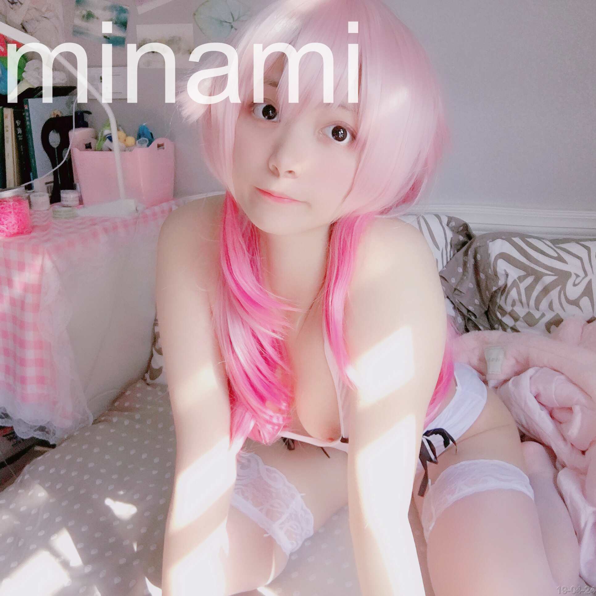 小奈奈14套合集[418张图+6个视频1.98G][10积分]