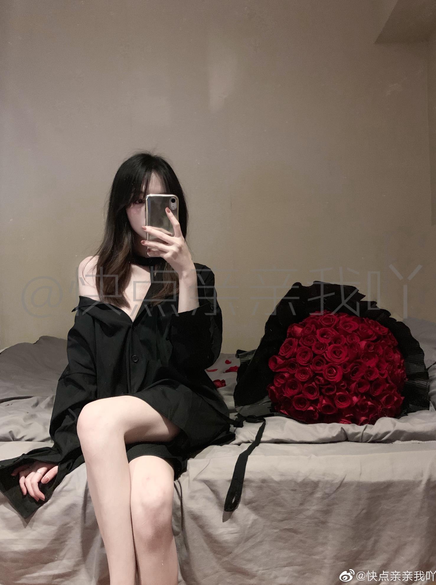 快点亲亲我吖（快点亲亲我啦）13套合集[681张图+19个视频3.21G][10积分]