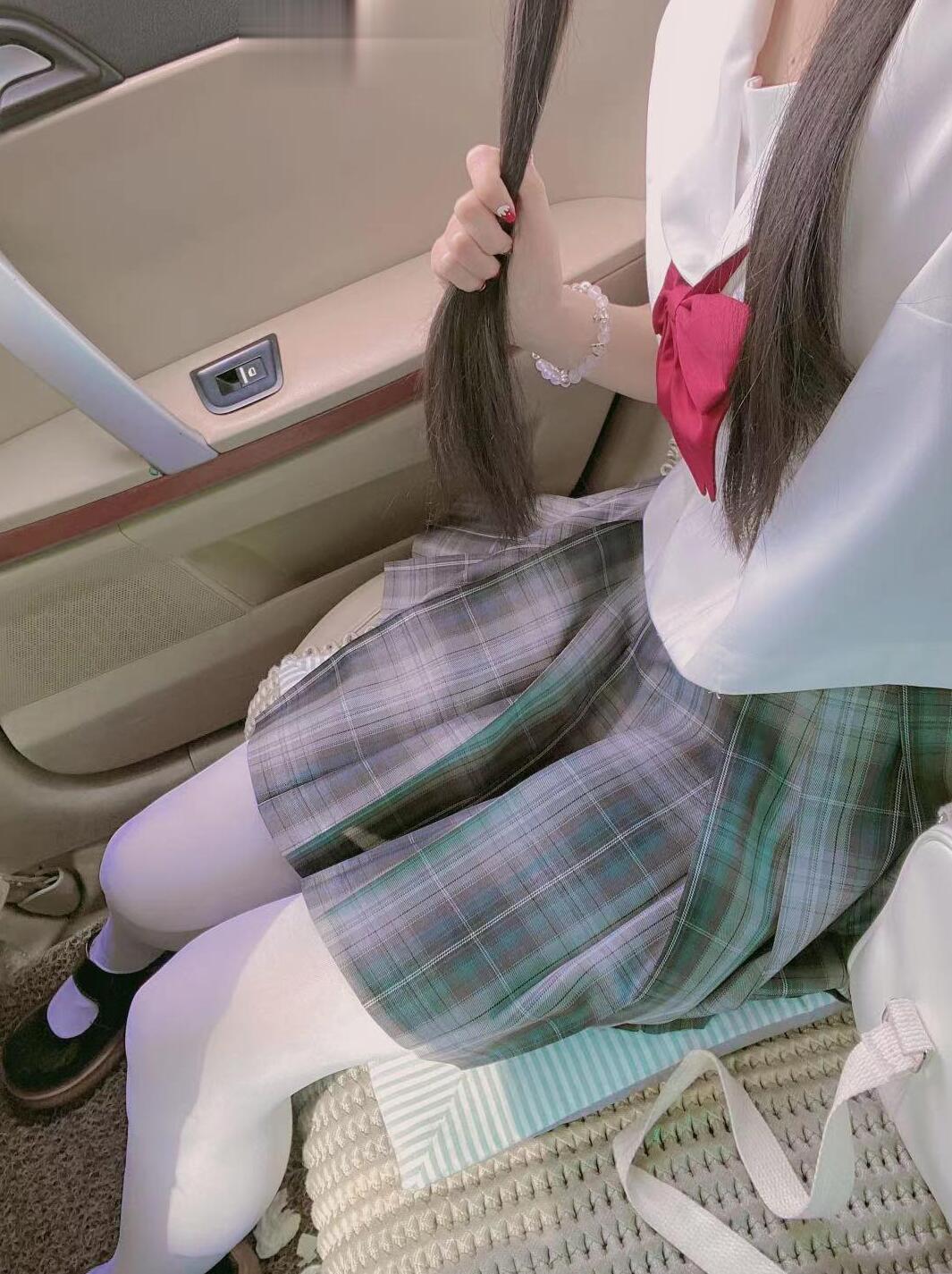 瑶瑶二次元11套合集[390张图+13个视频2.15G][10积分]